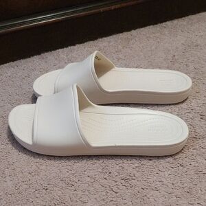 NWOT CROCS Classic White Slippers